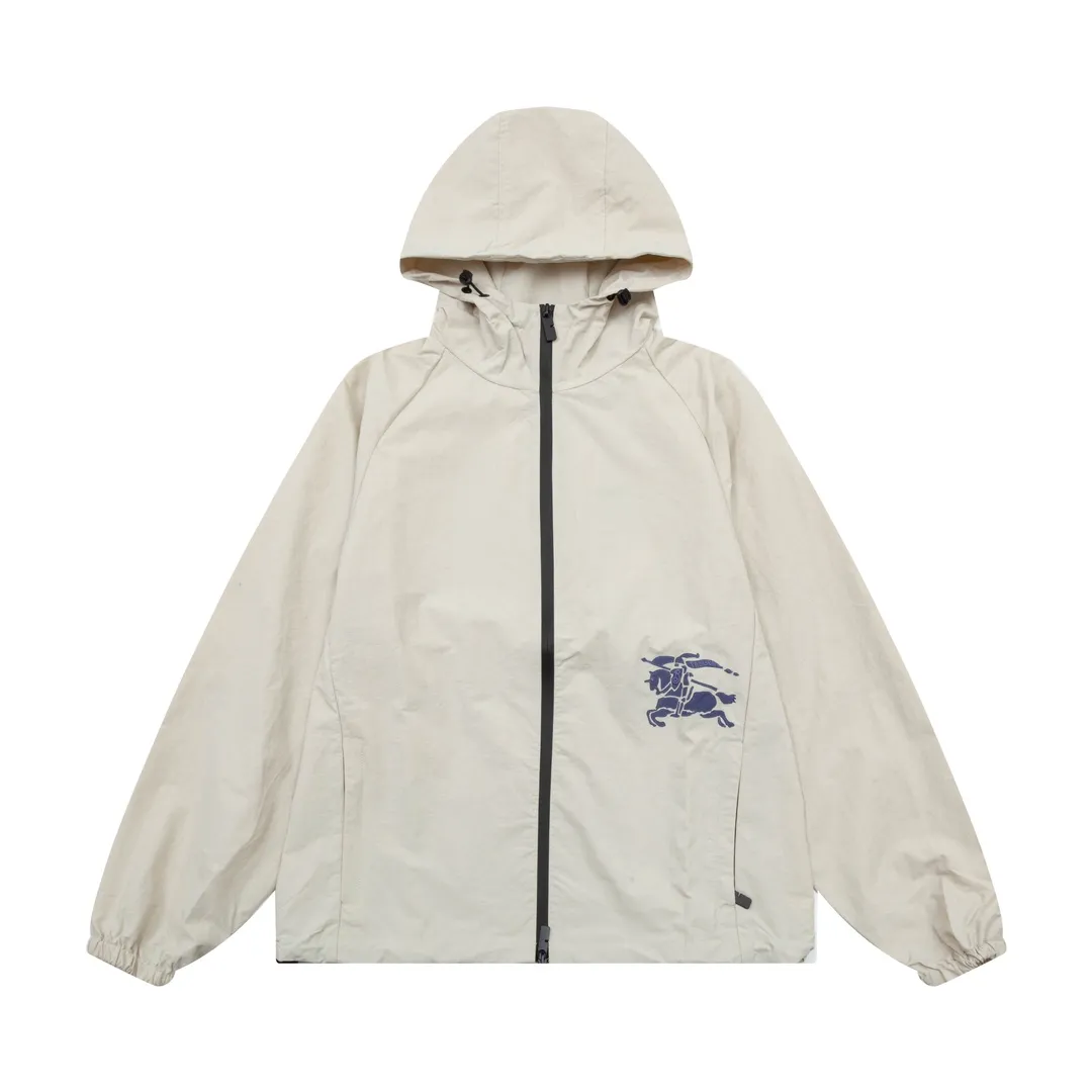 【BURBERRY 公式旗艦店】バーバリー  ジャケット着ご好評に付き再入荷！240924