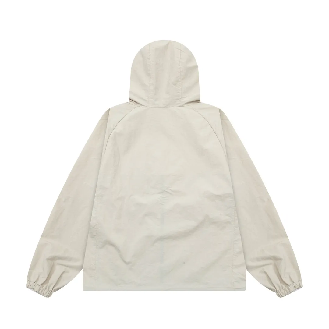 【BURBERRY 公式旗艦店】バーバリー  ジャケット着ご好評に付き再入荷！240924