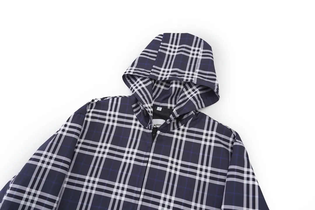 【BURBERRY 公式旗艦店】バーバリー  ジャケット着ご好評に付き再入荷！240923