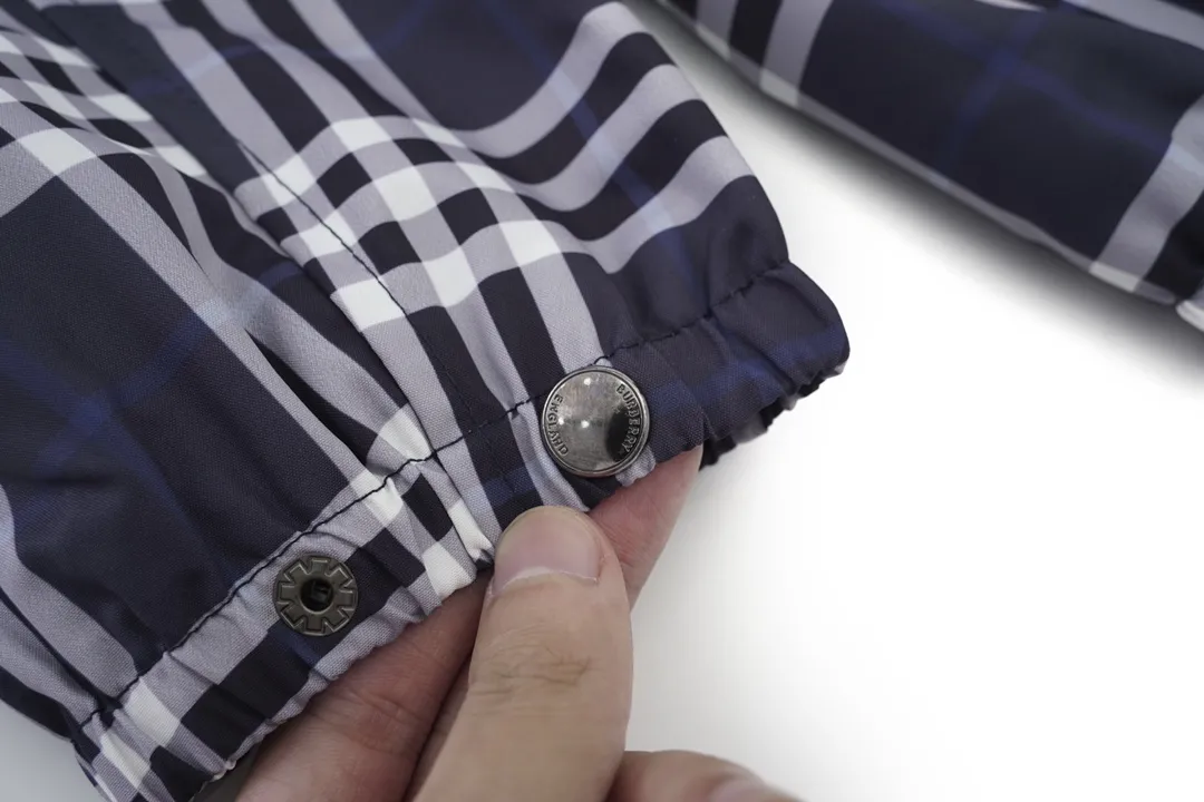 【BURBERRY 公式旗艦店】バーバリー  ジャケット着ご好評に付き再入荷！240923
