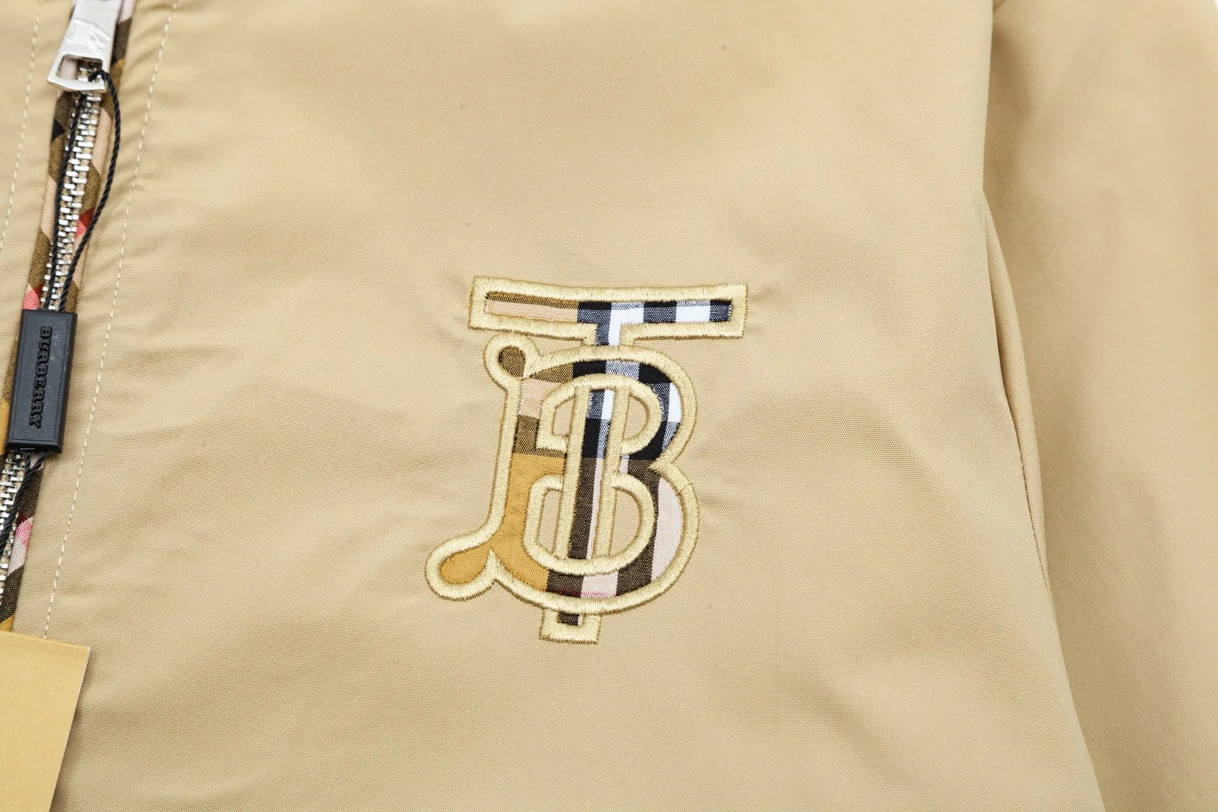 【BURBERRY】バーバリー   ジャケット着ご好評に付き再入荷！240920