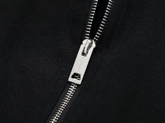 【BURBERRY公式旗艦店】バーバリー スーツ ご好評に付き再入荷！240918
