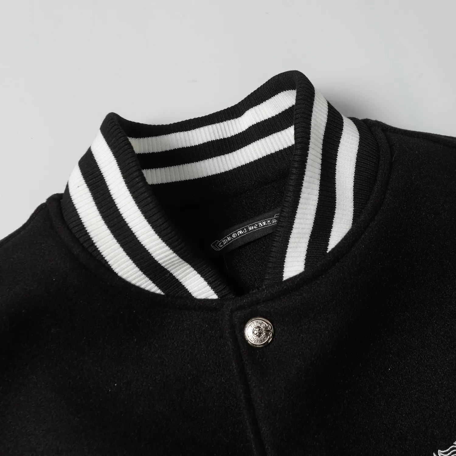 【CHROME HEARTS】クロムハーツ ジャケット着ご好評に付き再入荷！241212