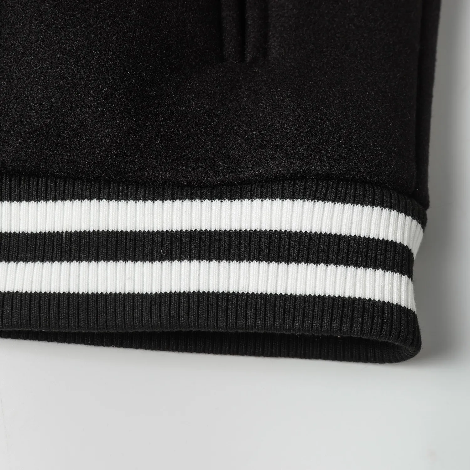 【CHROME HEARTS】クロムハーツ ジャケット着ご好評に付き再入荷！241212