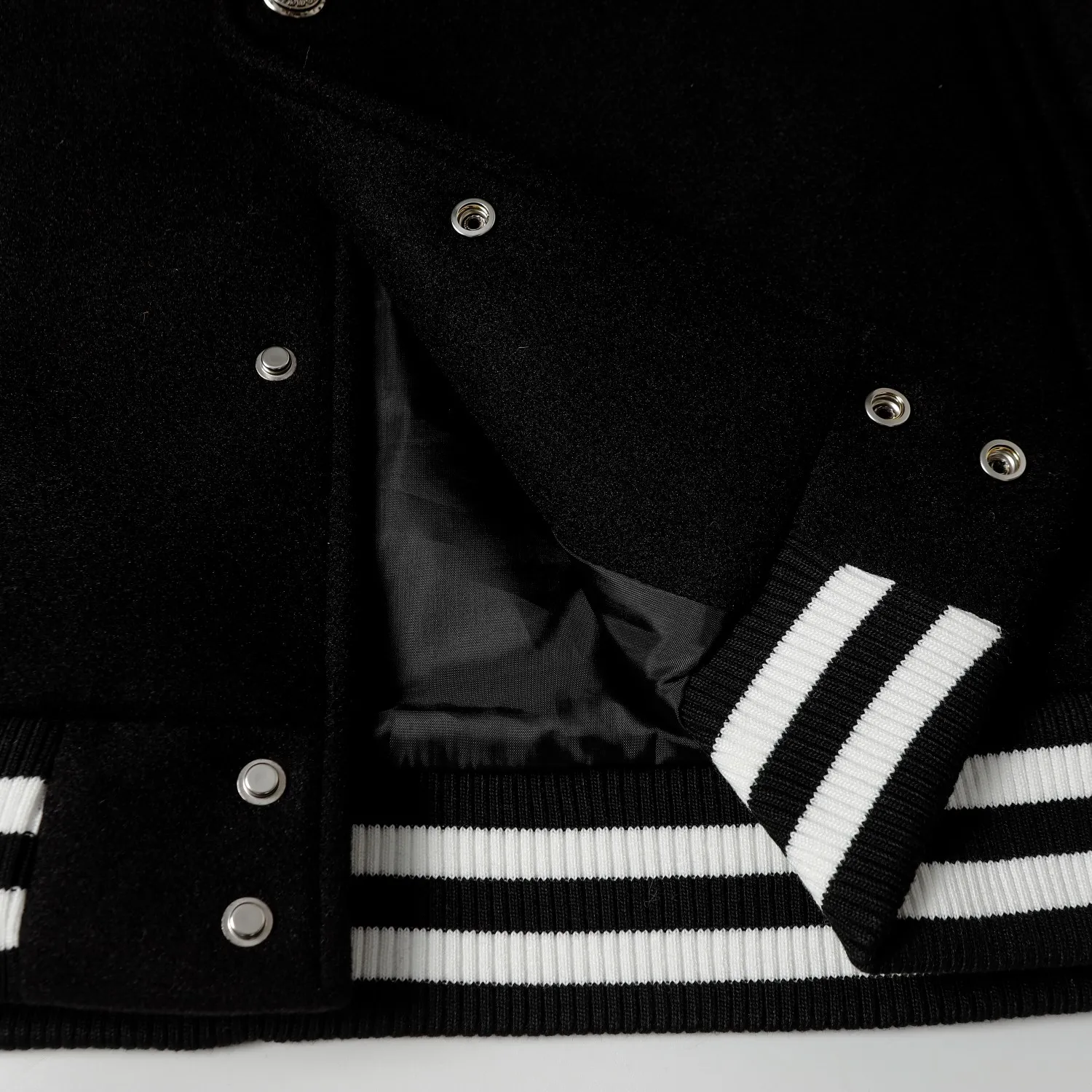 【CHROME HEARTS】クロムハーツ ジャケット着ご好評に付き再入荷！241212