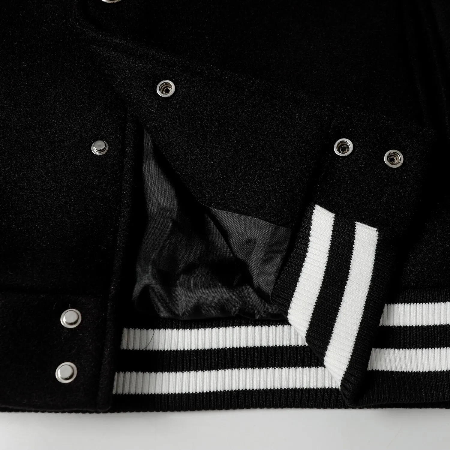 【CHROME HEARTS】クロムハーツ ジャケット着ご好評に付き再入荷！241212