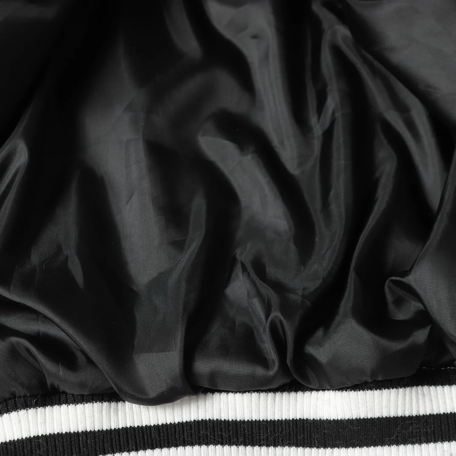 【CHROME HEARTS】クロムハーツ  ジャケット着ご好評に付き再入荷！241118