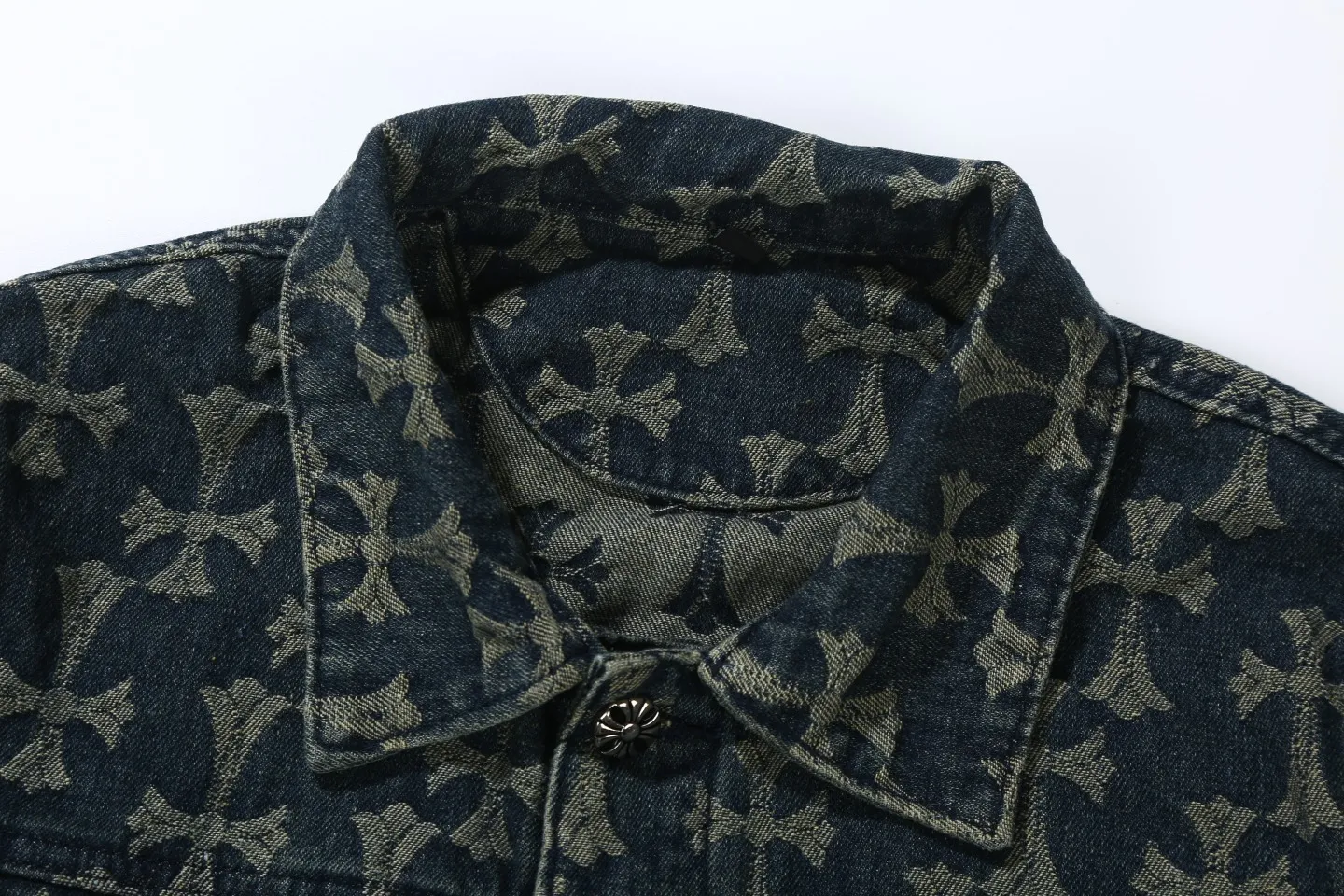 【CHROME HEARTS】クロムハーツ  ジャケット着ご好評に付き再入荷！240928
