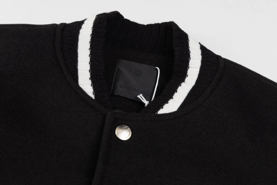 【GIVENCHY 公式旗艦店】ジバンシー 野球着  ジャケット着 ご好評に付き再入荷！241213