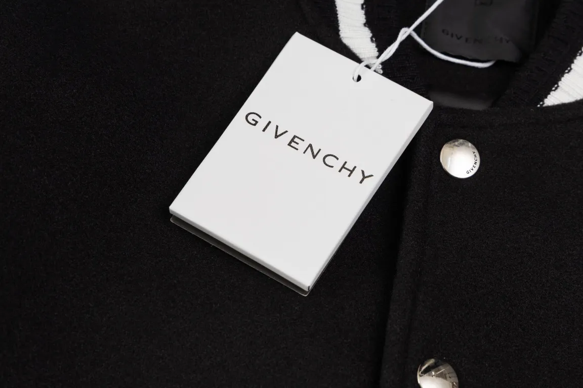 【GIVENCHY 公式旗艦店】ジバンシー 野球着  ジャケット着 ご好評に付き再入荷！241213