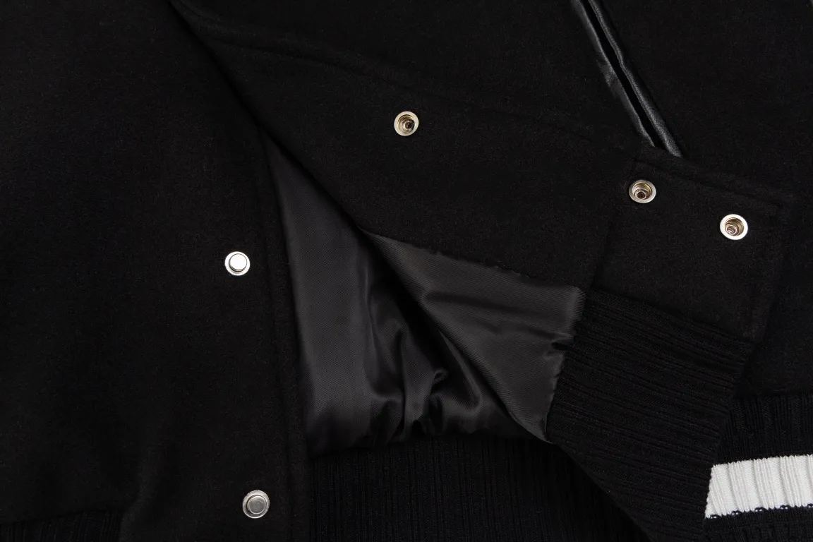 【GIVENCHY 公式旗艦店】ジバンシー 野球着  ジャケット着 ご好評に付き再入荷！241213