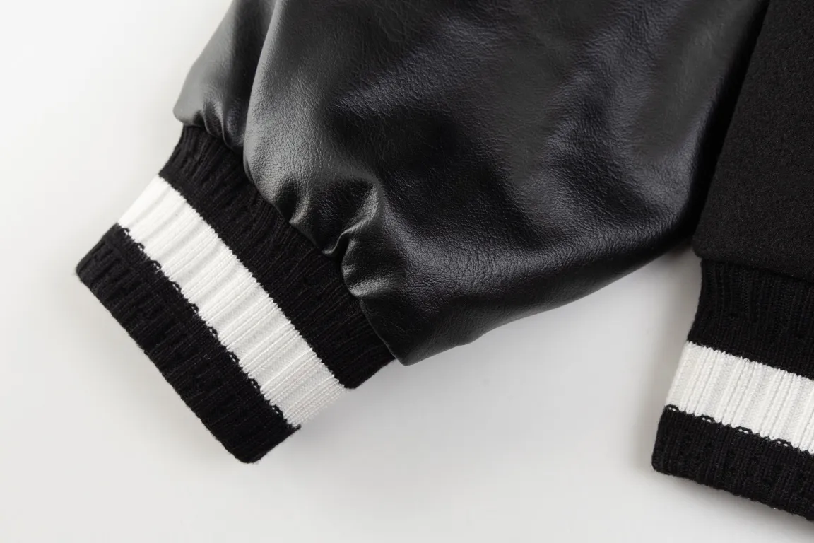 【GIVENCHY 公式旗艦店】ジバンシー 野球着  ジャケット着 ご好評に付き再入荷！241213