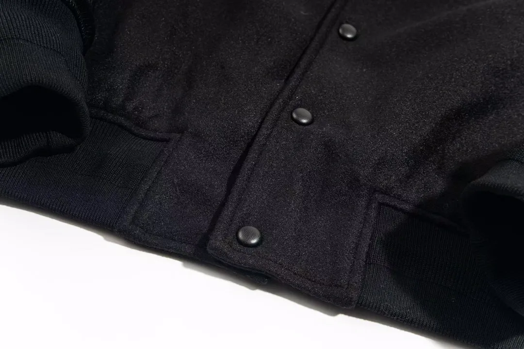 【GIVENCHY 公式旗艦店】ジバンシー   ジャケット着 ご好評に付き再入荷！241023