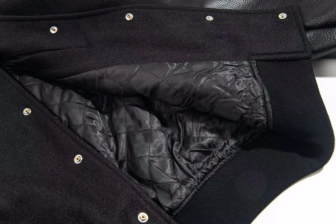 【GIVENCHY 公式旗艦店】ジバンシー   ジャケット着 ご好評に付き再入荷！241023