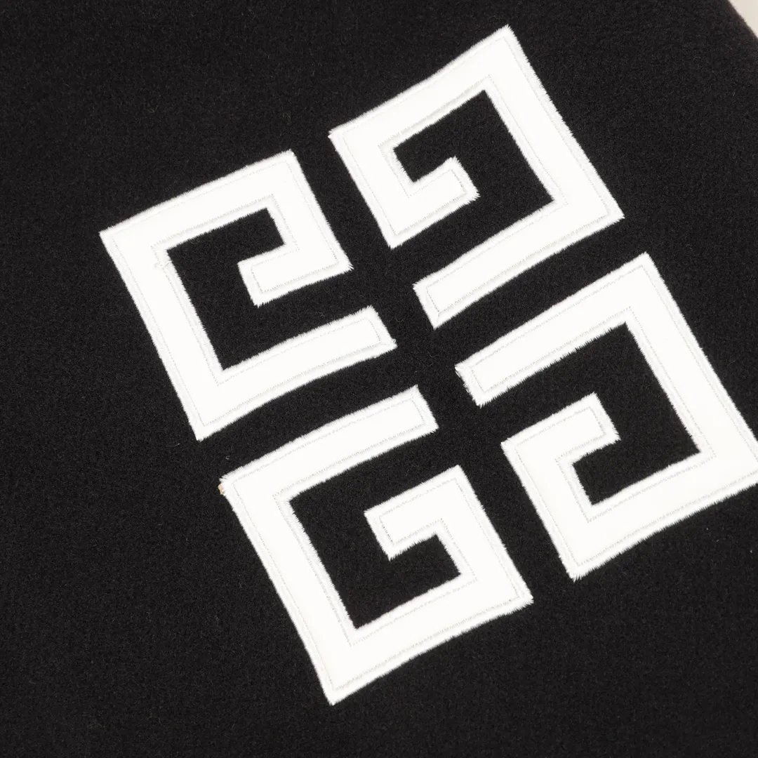 【GIVENCHY 公式旗艦店】ジバンシー 野球着  ジャケット着 ご好評に付き再入荷！241112