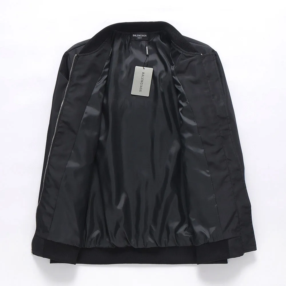【BALENCIAGA  公式旗艦店】バレンシアガ   ジャケット着 好評に付き再入荷！241111