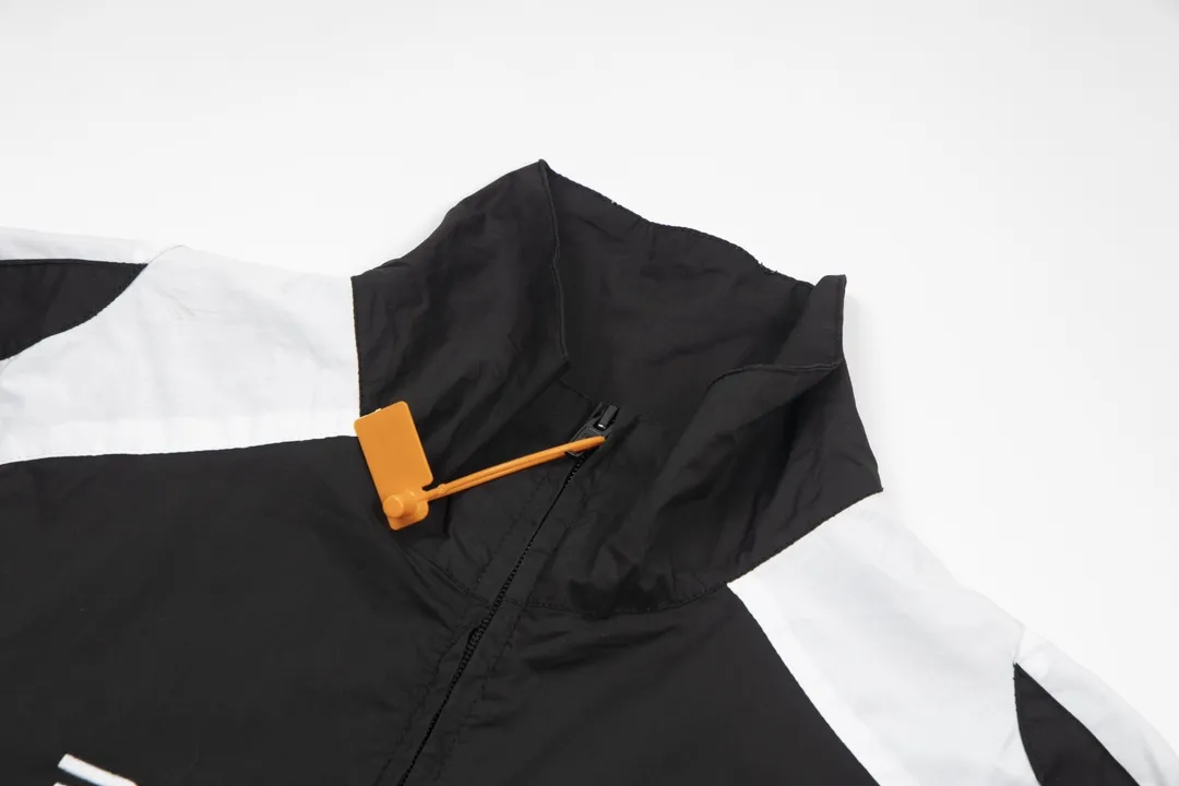 【BALENCIAGA】バレンシアガ  ジャケット着  ご好評に付き再入荷！240924