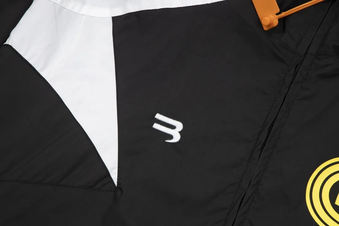 【BALENCIAGA】バレンシアガ  ジャケット着  ご好評に付き再入荷！240924