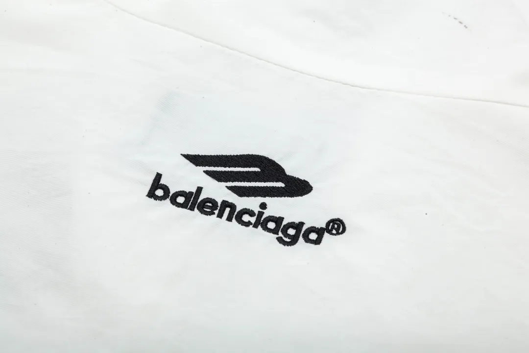 【BALENCIAGA】バレンシアガ  ジャケット着  ご好評に付き再入荷！240924