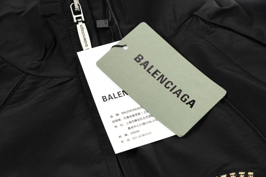 【BALENCIAGA】バレンシアガ  ジャケット着  ご好評に付き再入荷！240924