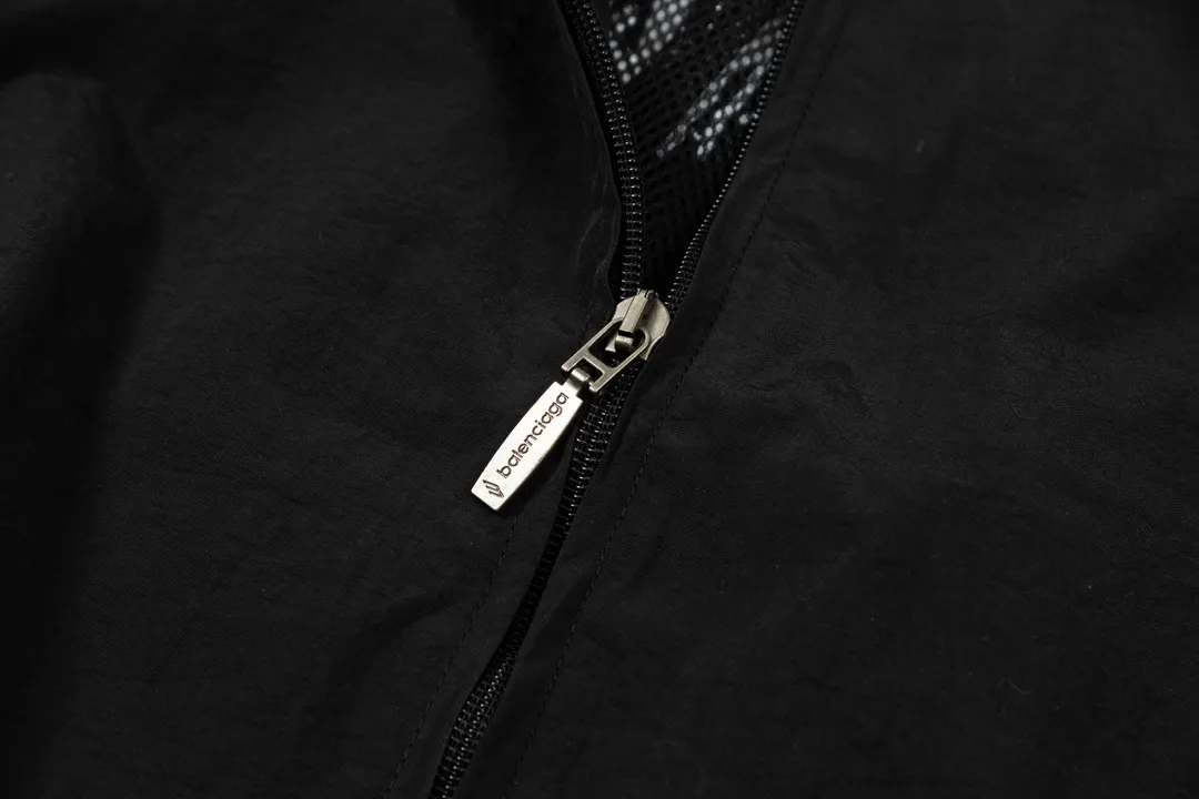 【BALENCIAGA】バレンシアガ  ジャケット着  ご好評に付き再入荷！240924