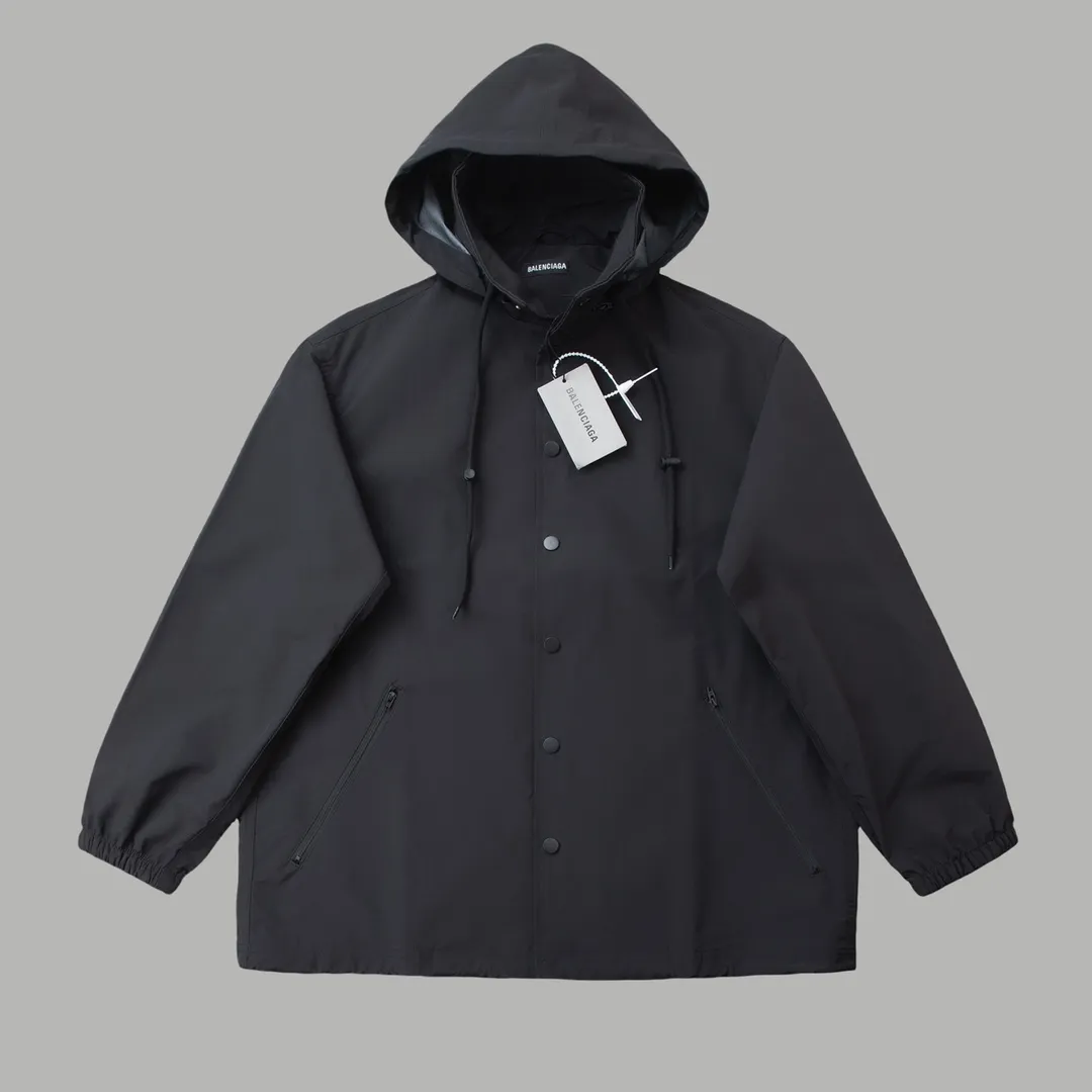 【BALENCIAGA 公式旗艦店】 バレンシアガ  ジャケット着 好評に付き再入荷 240827