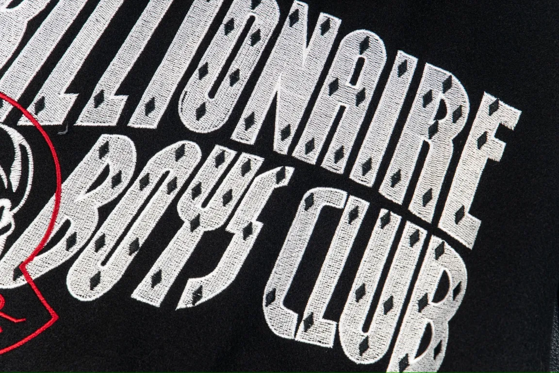 【MONCLER 公式旗艦店】 モンクレール  ジャケット着 ご好評に付き再入荷！241212