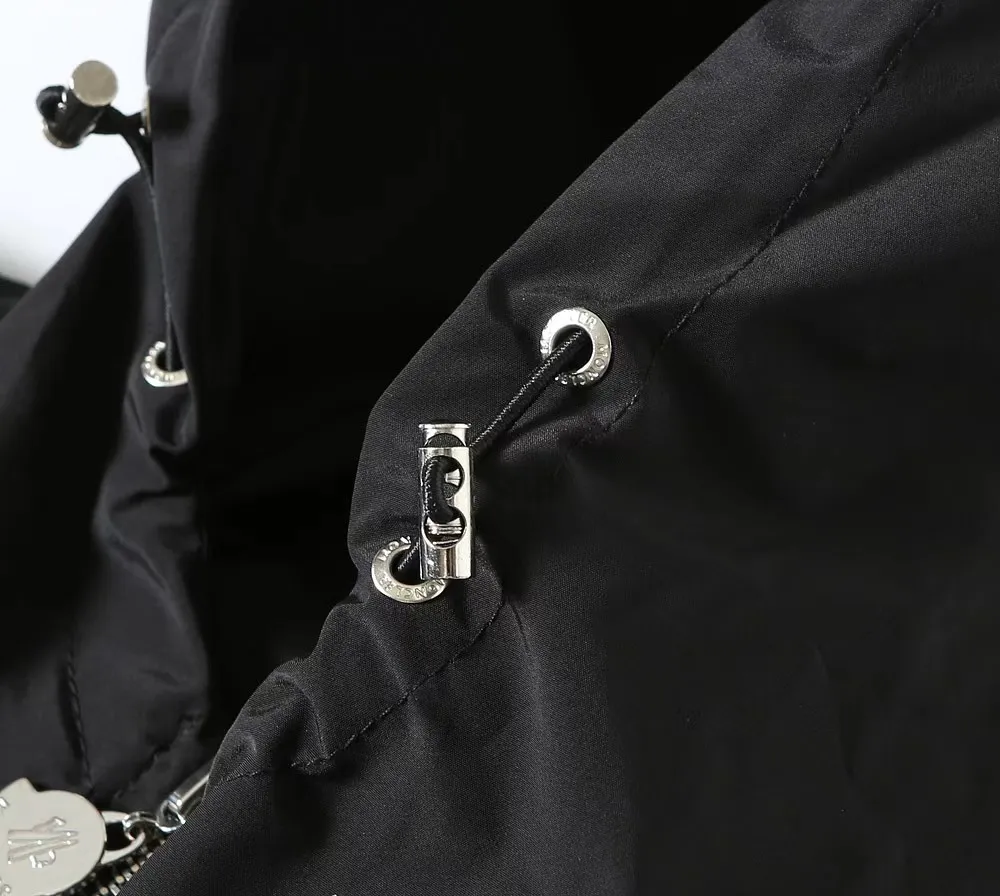 【MONCLER 公式旗艦店】 モンクレール  ジャケット着 ご好評に付き再入荷！241023