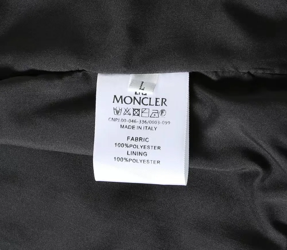 【MONCLER 公式旗艦店】 モンクレール  ジャケット着 ご好評に付き再入荷！241023