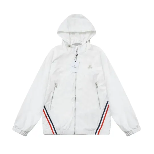【Moncler日本公式許可旗艦店】（モンクレール）ジャケット着 ご好評に付き再入荷！！【男女兼用】 240920