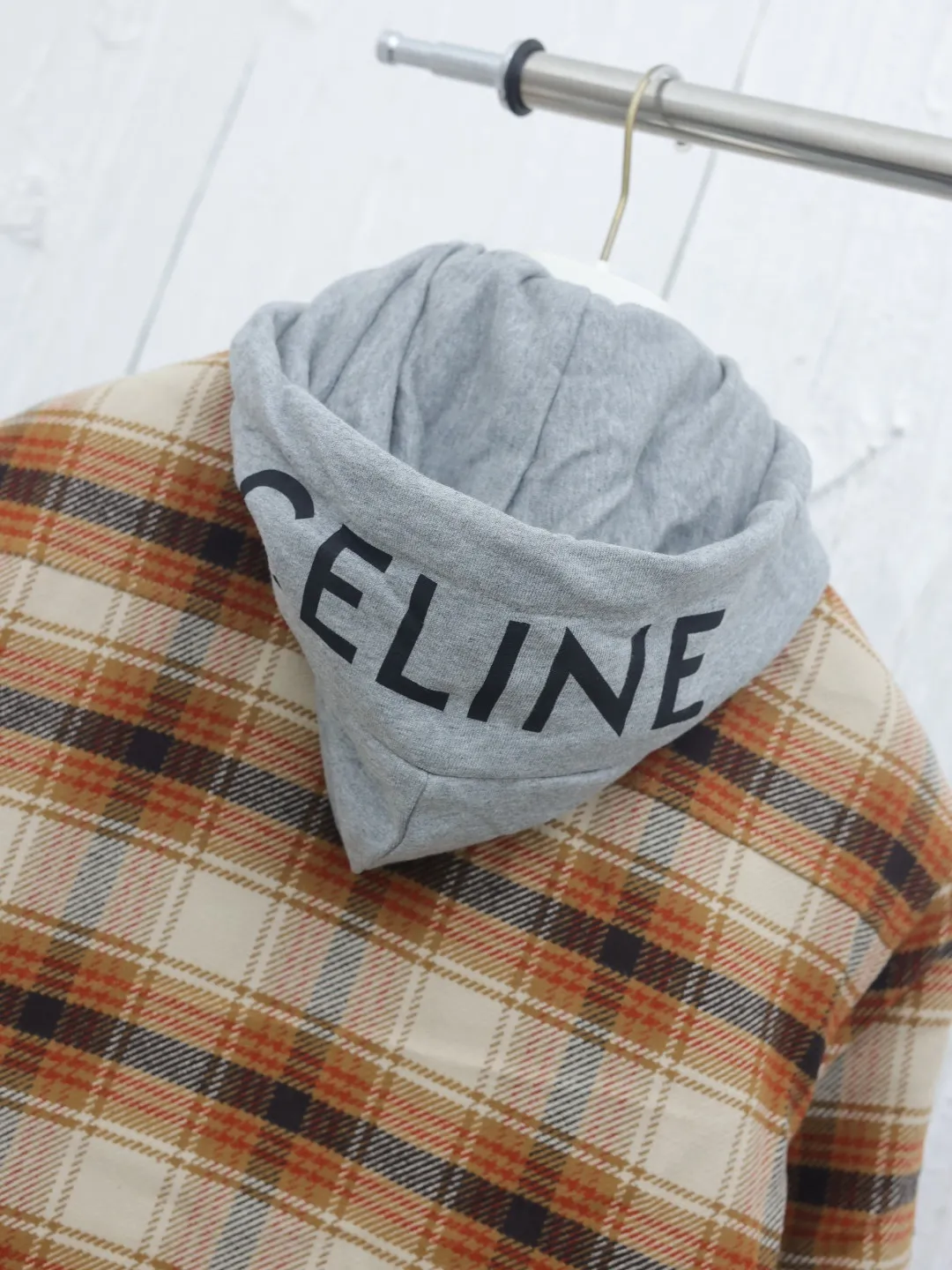 【CELINE 公式旗艦店】セリーヌ ジャケット着好評に付き再入荷！241216