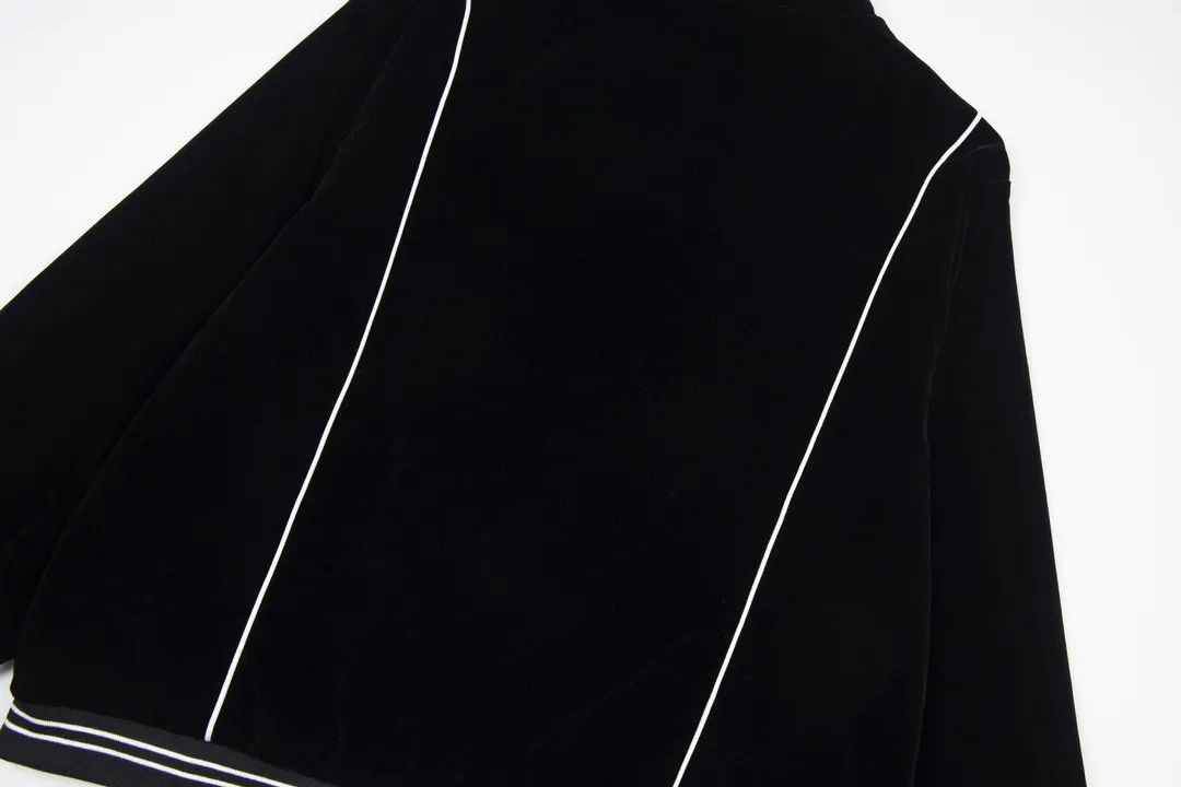 【CELINE 公式旗艦店】セリーヌ  ジャケット着好評に付き再入荷！ 241112