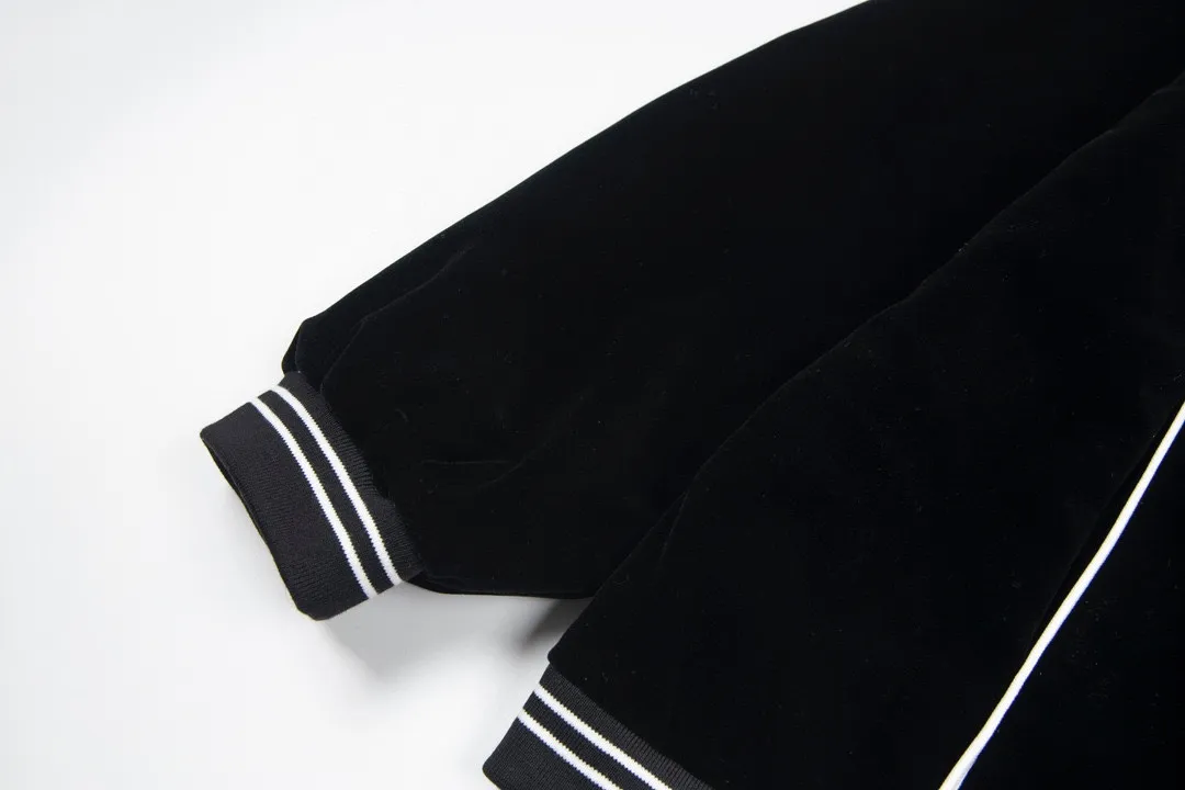 【CELINE 公式旗艦店】セリーヌ  ジャケット着好評に付き再入荷！ 241112
