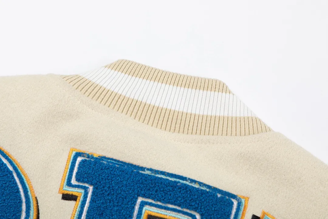 【OFF-WHITE  公式旗艦店】オフホワイト  野球着  ジャケット着ご好評に付き再入荷！241216