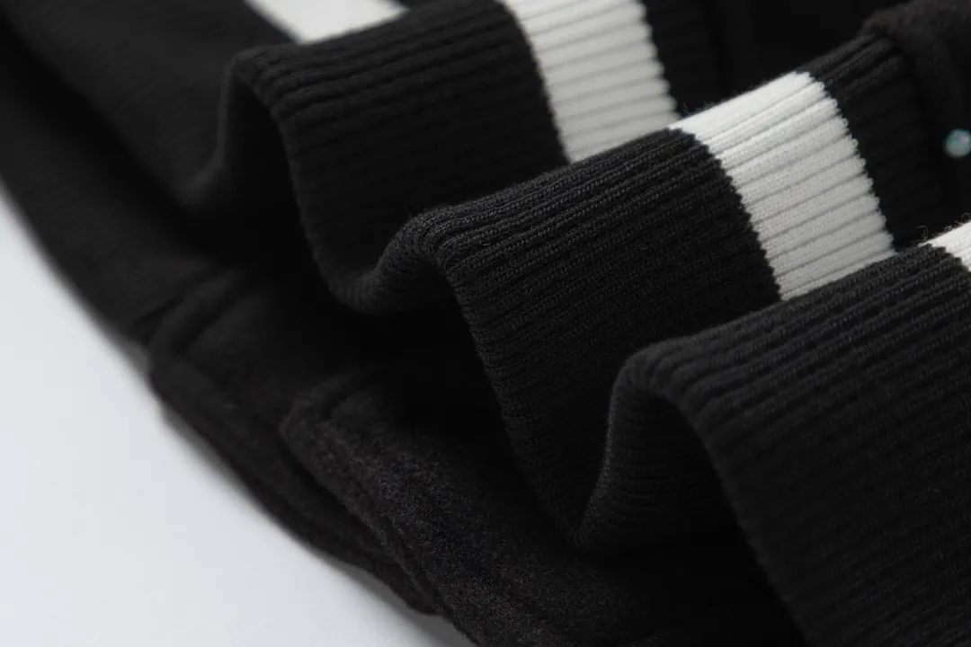 【OFF-WHITE  公式旗艦店】オフホワイト  野球着  ジャケット着ご好評に付き再入荷！241216