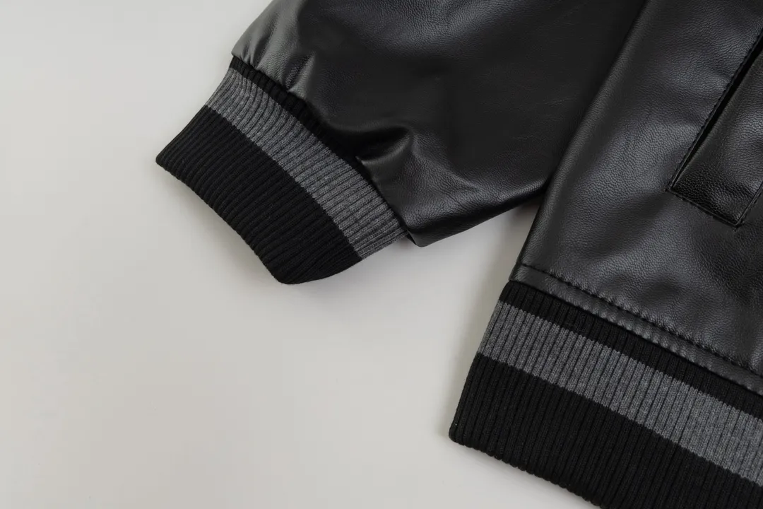 【OFF-WHITE  公式旗艦店】オフホワイト  野球着  ジャケット着ご好評に付き再入荷！241023