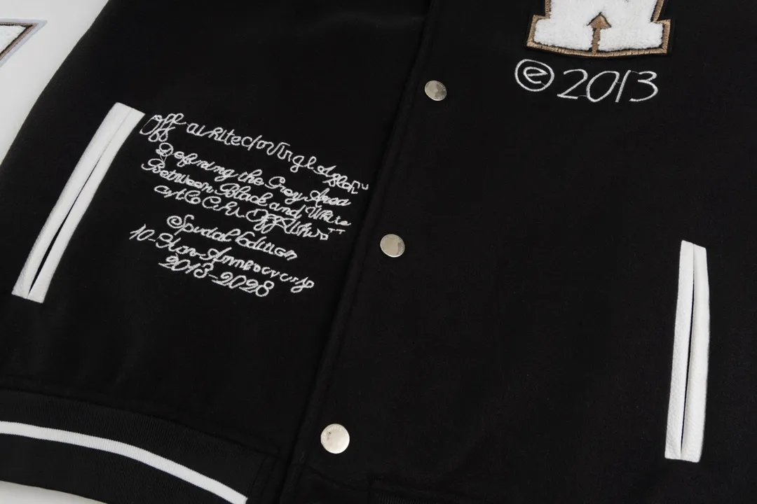 【OFF-WHITE  公式旗艦店】オフホワイト  野球着  ジャケット着ご好評に付き再入荷！241023