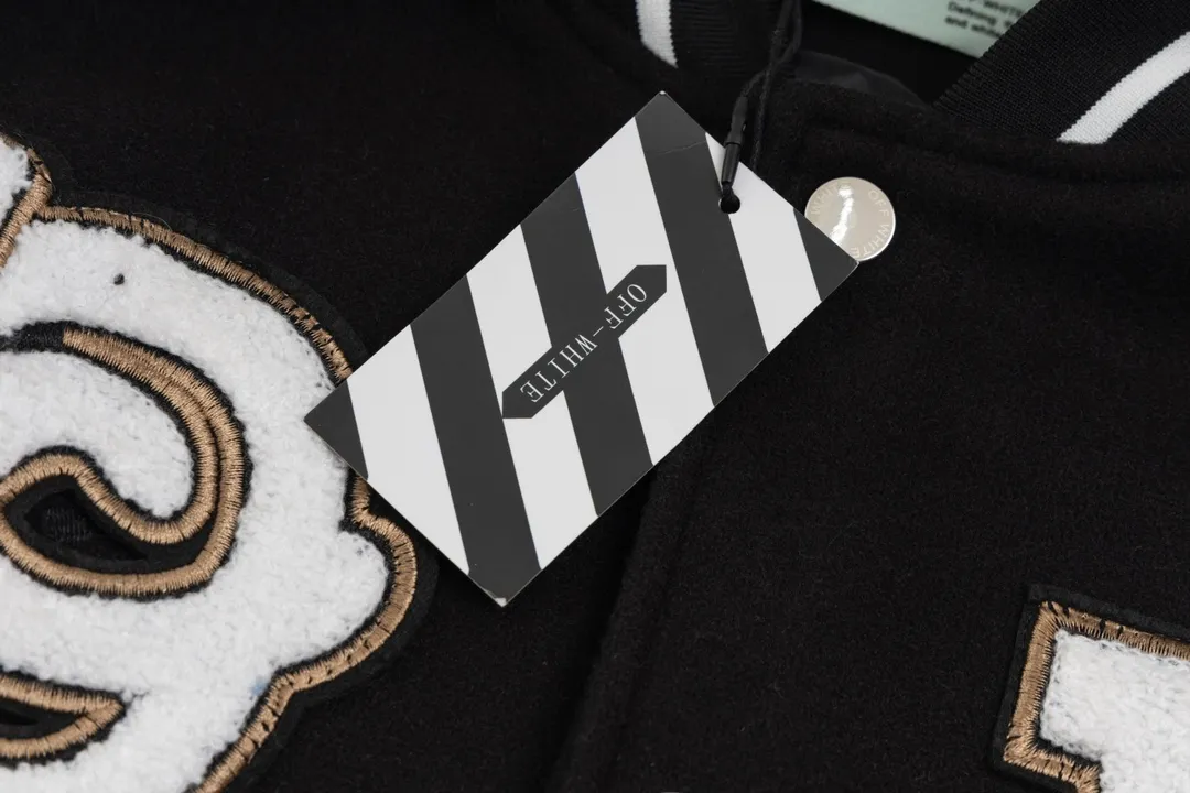【OFF-WHITE  公式旗艦店】オフホワイト  野球着  ジャケット着ご好評に付き再入荷！241023