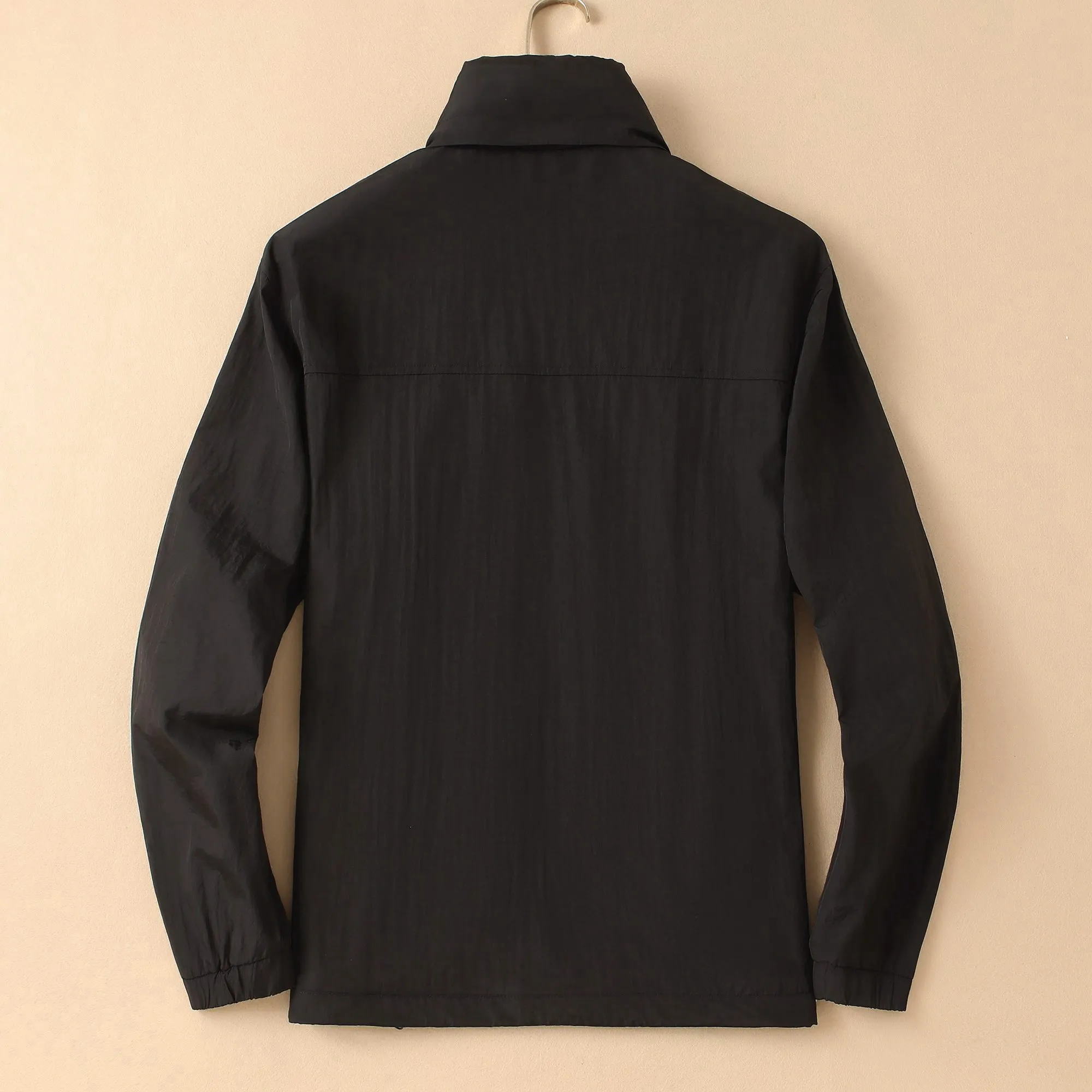 【PRADA  公式旗艦店】プラダ   ジャケット着 ご好評に付き再入荷！250107