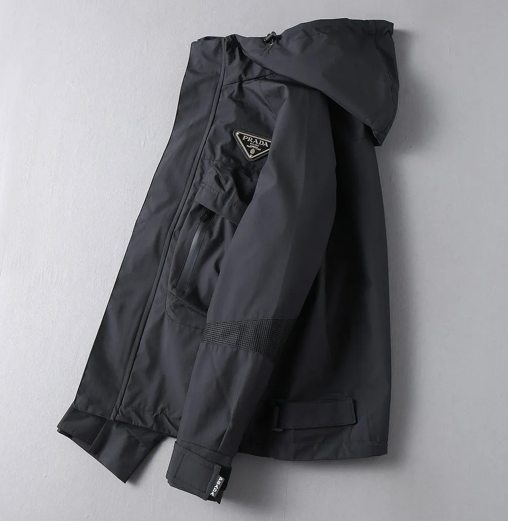 【PRADA  公式旗艦店】プラダ   ジャケット着 ご好評に付き再入荷！250107