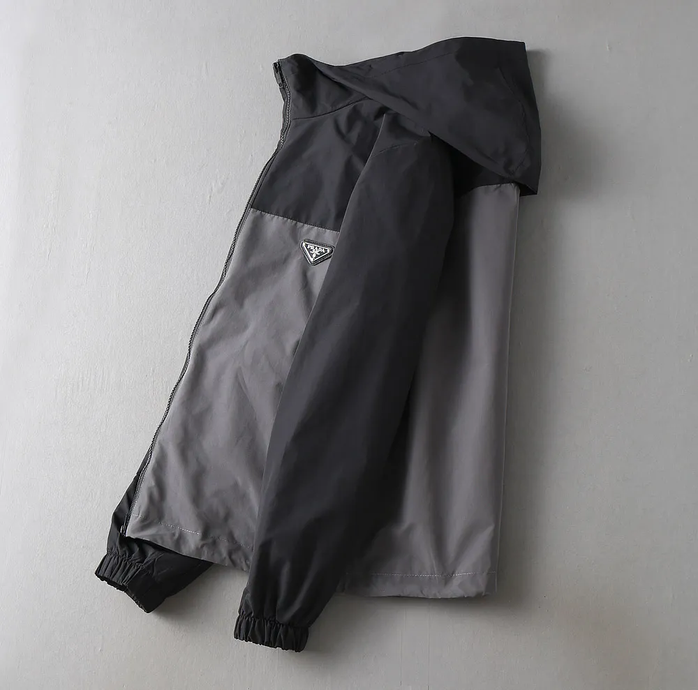 【PRADA  公式旗艦店】プラダ   ジャケット着 ご好評に付き再入荷！250107