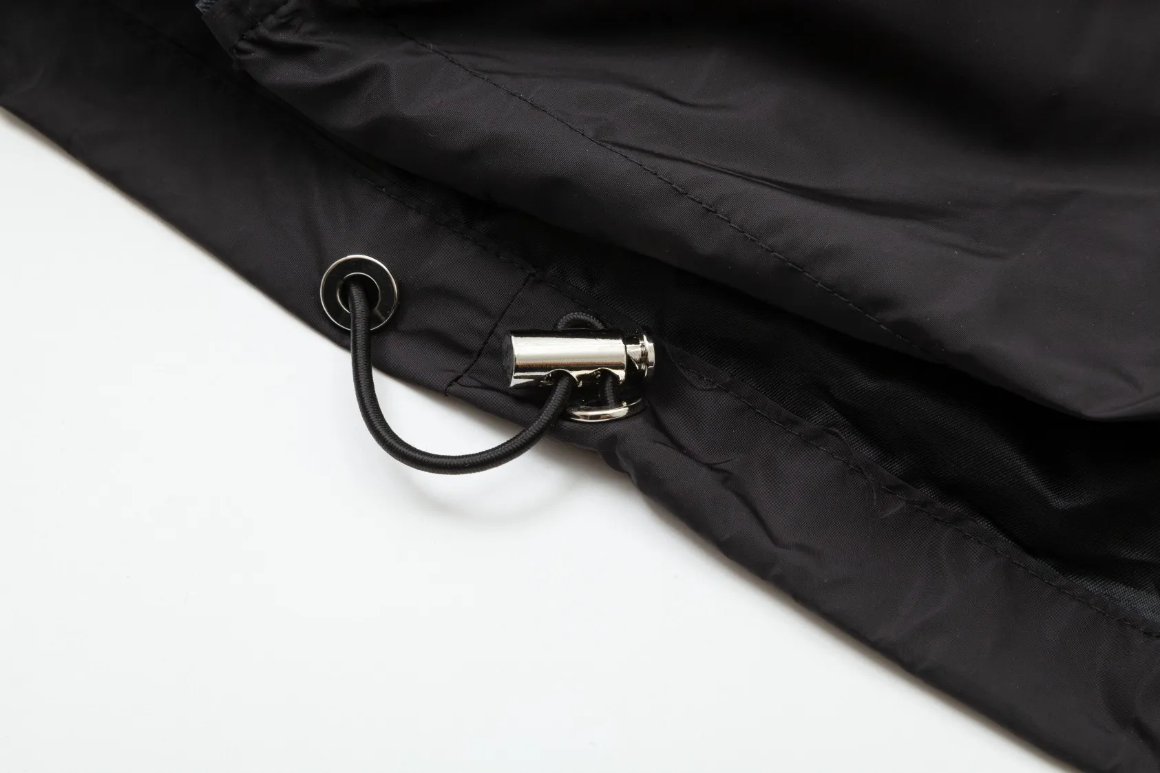 【PRADA  公式旗艦店】プラダ  ジャケット着 好評に付き再入荷 241224