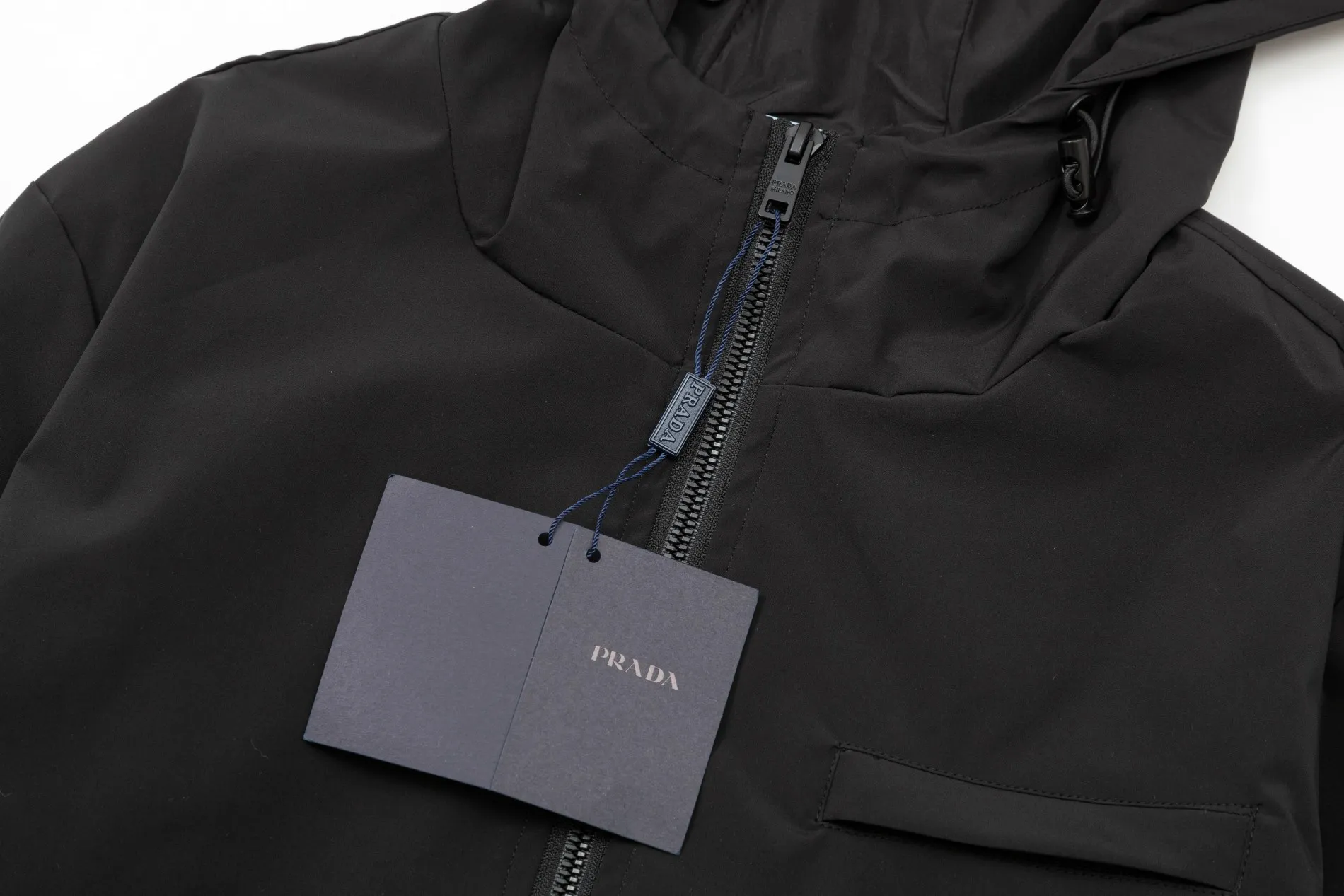 【PRADA  公式旗艦店】プラダ  ジャケット着 好評に付き再入荷 241224