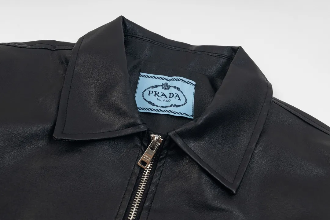 【PRADA  公式旗艦店】プラダ  ジャケット着 好評に付き再入荷 241224