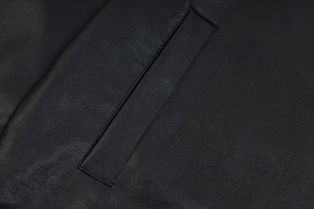 【PRADA  公式旗艦店】プラダ  ジャケット着 好評に付き再入荷 241224