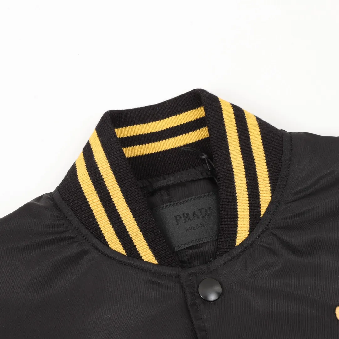 【PRADA  公式旗艦店】プラダ   ジャケット着 好評に付き再入荷！ 241213
