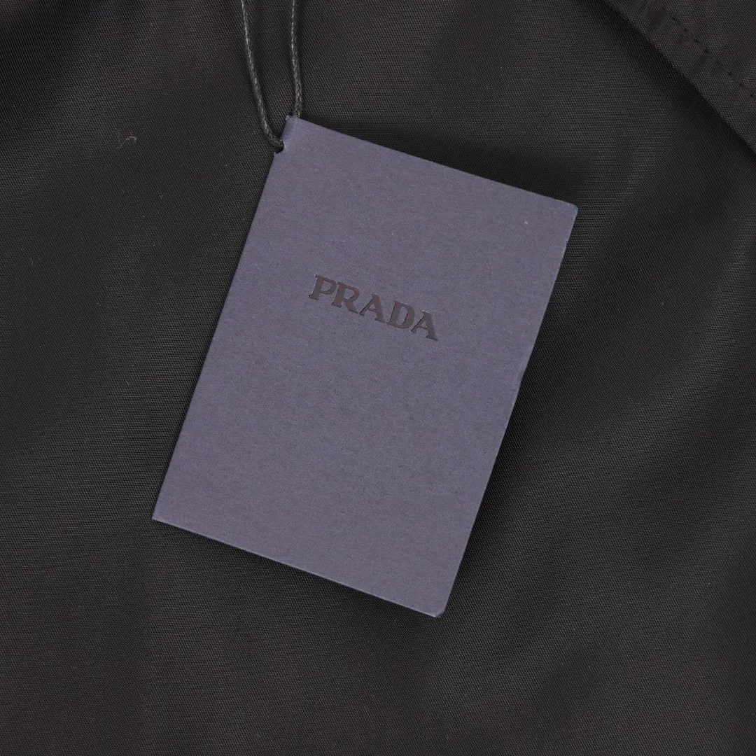 【PRADA  公式旗艦店】プラダ   ジャケット着 好評に付き再入荷！ 241213