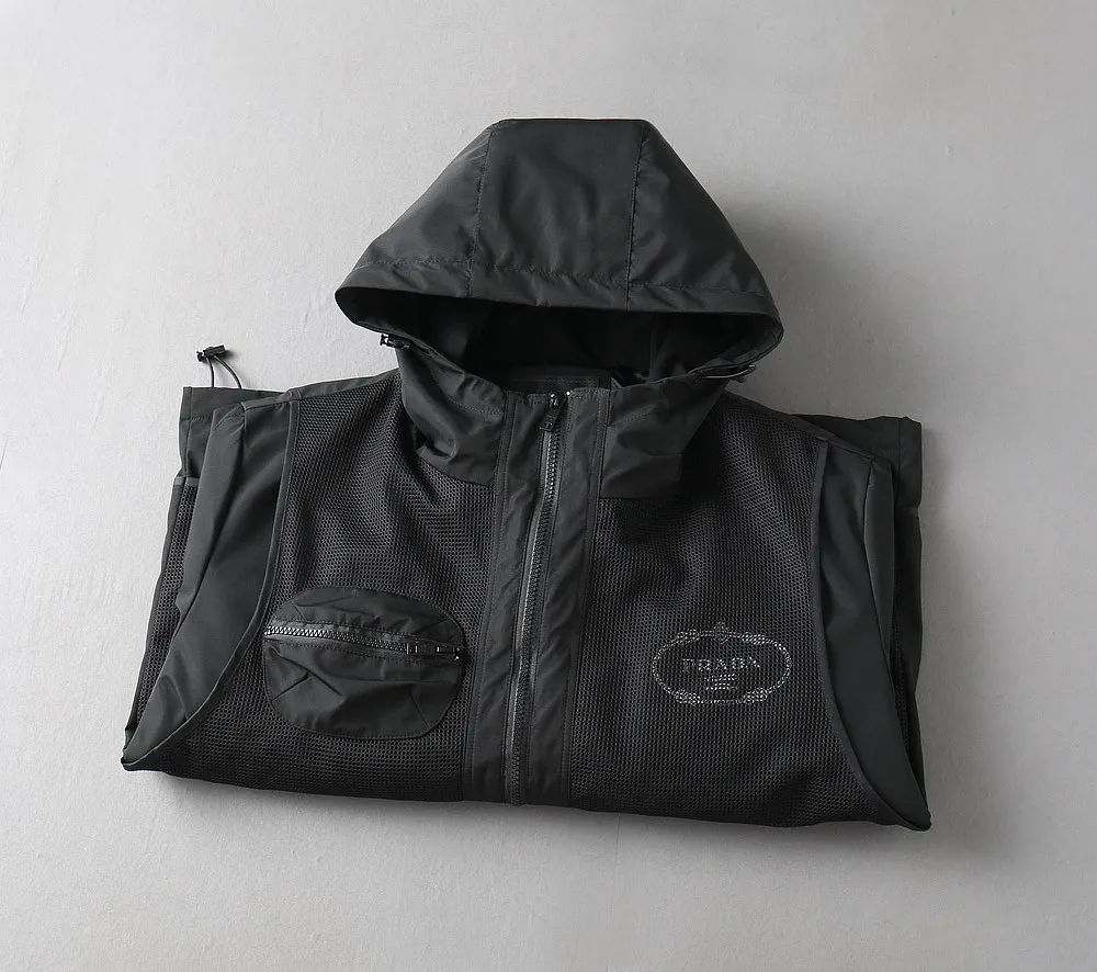 【PRADA  公式旗艦店】プラダ   ジャケット着 好評に付き再入荷！241213