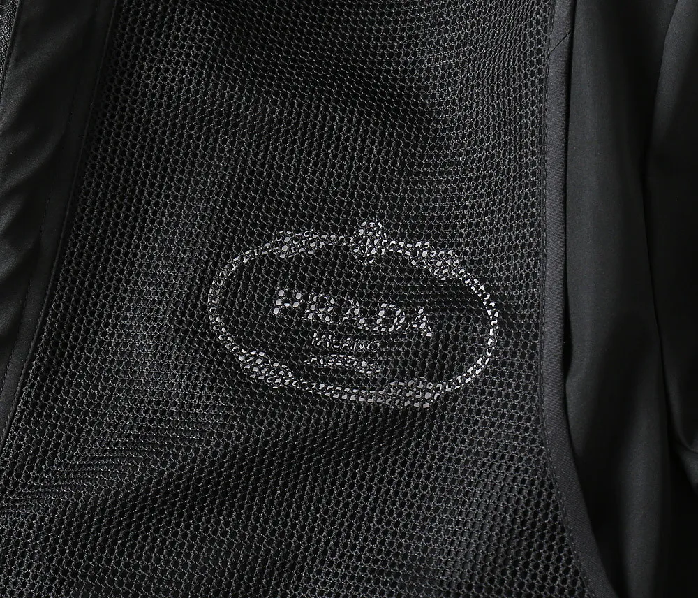 【PRADA  公式旗艦店】プラダ   ジャケット着 好評に付き再入荷！241213