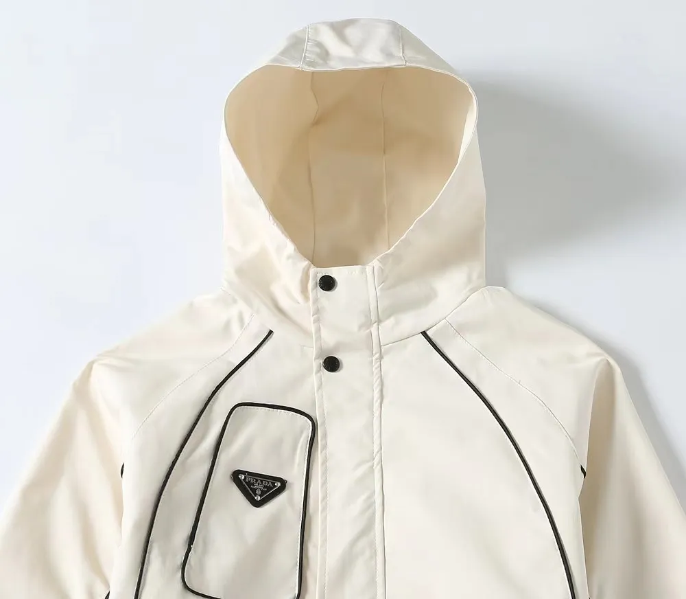 【PRADA  公式旗艦店】 プラダ  ジャケット着 ご好評に付き再入荷！241024